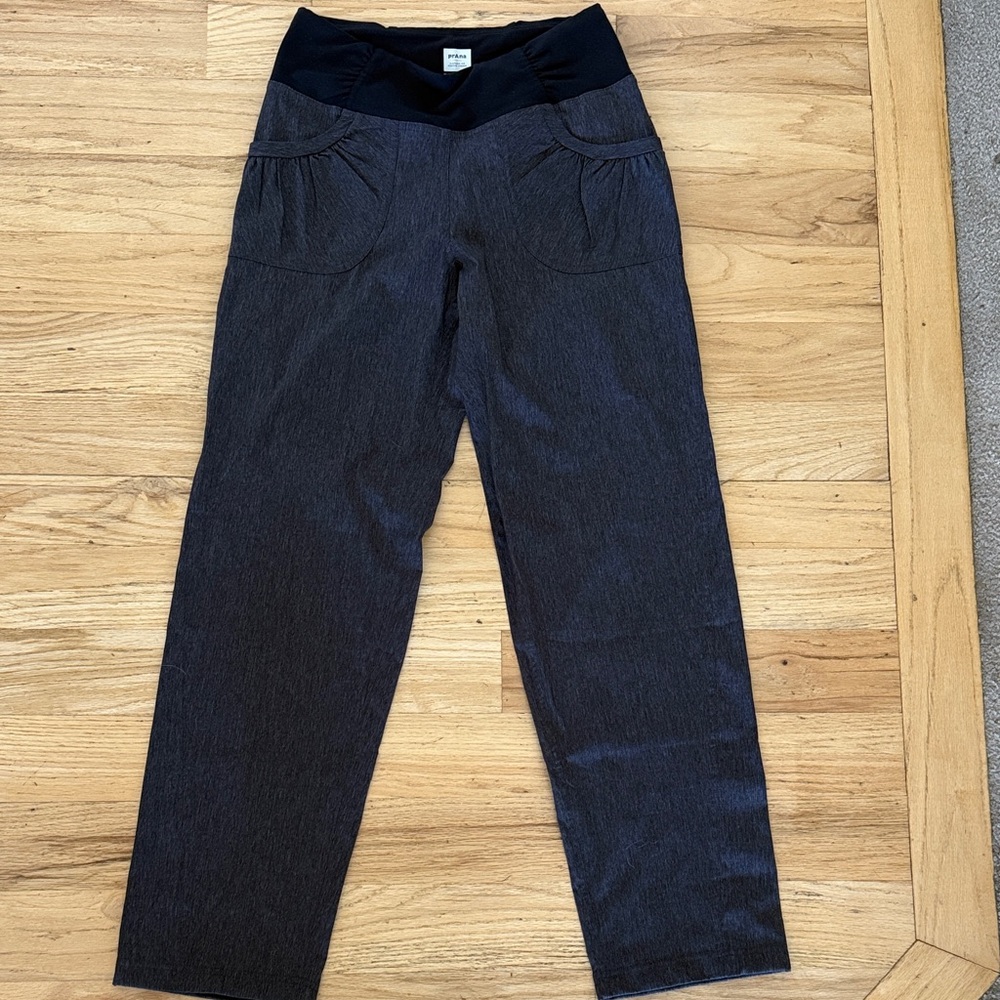 Prana Bottoms in Dark Gray